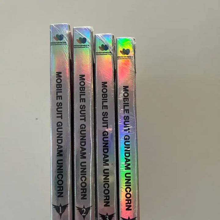 [BUNJANG] Mobile Suit Gundam Unicorn Blu-ray Set (Vol. 1-4) / (미개봉)기동전사 건담 유니콘 블루레이 1-4권 세트