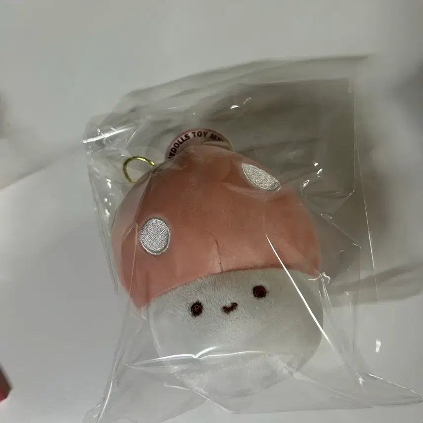 [SOLD OUT] 새상품)핑크버섯인형키링