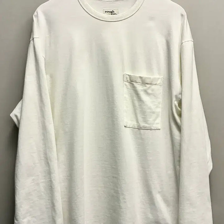 [BUNJANG] Roughside Primary Off-White Pocket Long Sleeve T-Shirt / (2/103)러프사이드 프라이머리 오프화이트 포켓 롱슬리브 티셔츠