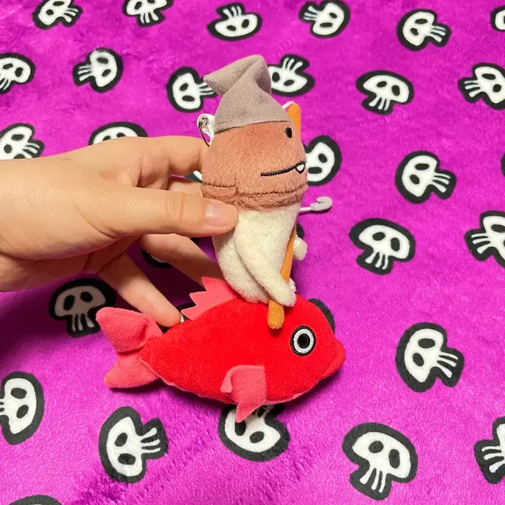 [SOLD OUT] 오늘만!!!극레어]정품 잉어에 탄 낚시하는 나메코 인형