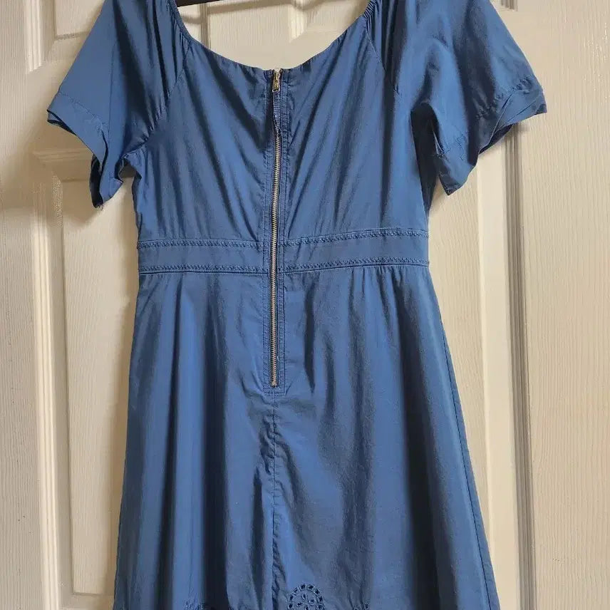 [BUNJANG] BCBG MAX AZRIA Blue Punching Embroidery Midi Dress / BCBG 블루 펀칭 자수 원피스