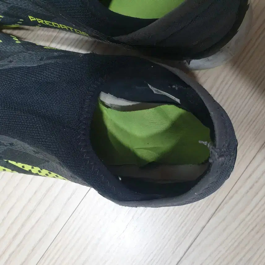 [BUNJANG] Adidas Predator Futsal Shoes / 아디다스 프레데터 풋살화 팝니다