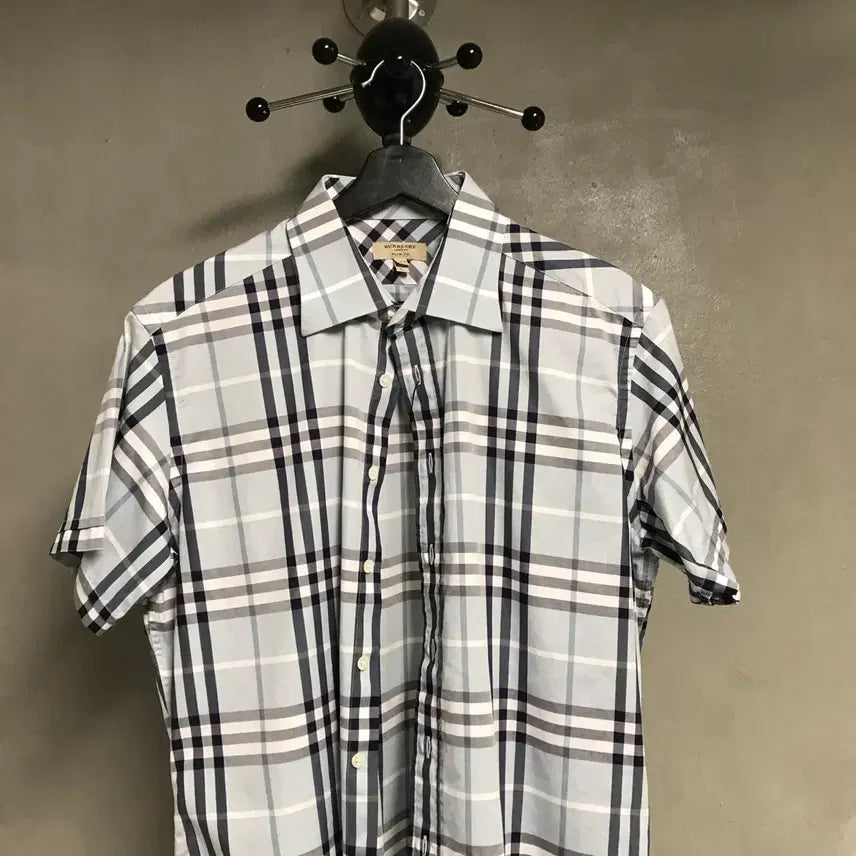 [BUNJANG] Burberry Short Sleeve Shirt L / 버버리 반팔 셔츠 L
