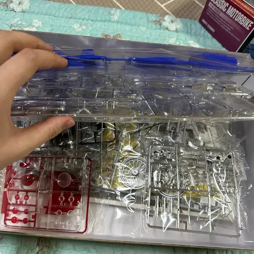 [BUNJANG] Academy 1/10 Scale Classic Motorcycle Plastic Model Kit / 아카데미 1/10 클래식 오토바이 프라모델 판매합니다