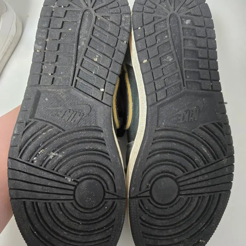 [BUNJANG] Air Jordan 1 Retro Low OG EX Dark Smoke Grey (265mm) / 에어 조던 1 레트로 로우 OG EX 다크 스모크 그레이 265