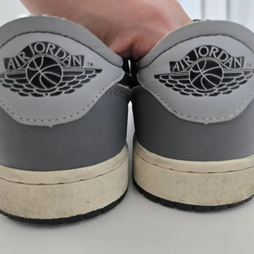 [BUNJANG] Air Jordan 1 Retro Low OG EX Dark Smoke Grey (265mm) / 에어 조던 1 레트로 로우 OG EX 다크 스모크 그레이 265