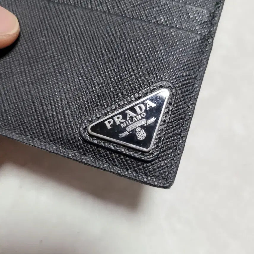 [BUNJANG] Prada Black Saffiano Leather Triangolo Card Holder / 정품 프라다 삼각로고 블랙 사피아노 카드지갑
