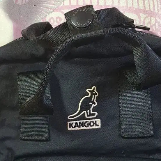 [BUNJANG] Kangol Black Mini Crossbody Bag / 캉골 블랙 미니 크로스백