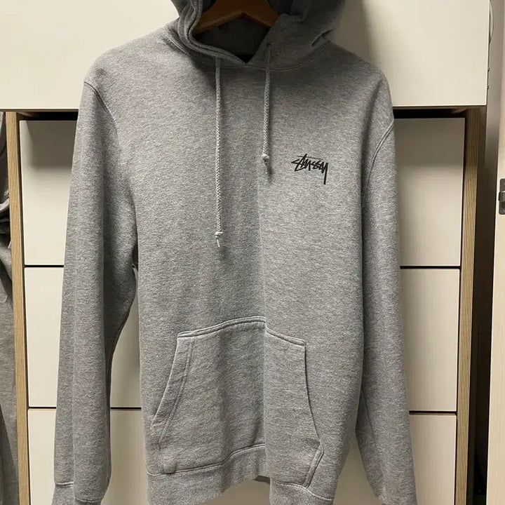 [BUNJANG] Stussy Hoodie L Size / 스투시 후디 여성용 L사이즈 빈티샵에서 구매