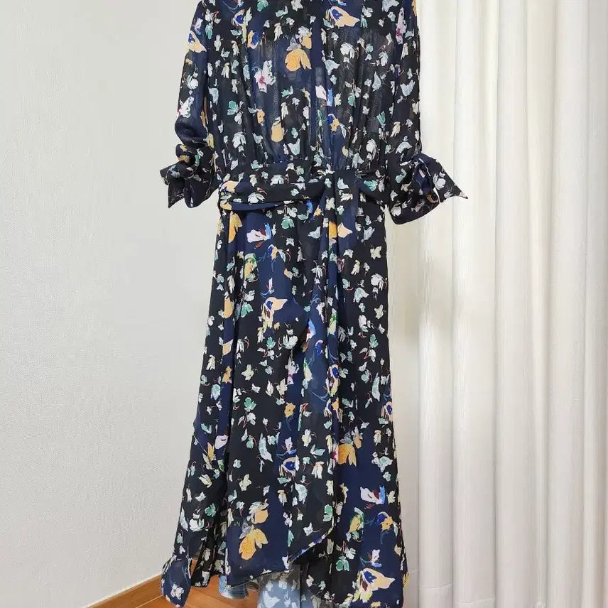 [BUNJANG] TIME Floral Pattern Belted Long Dress / [한섬 정품] 타임(TIME) 쉬폰 플라워 패턴 벨티드 롱 원피스