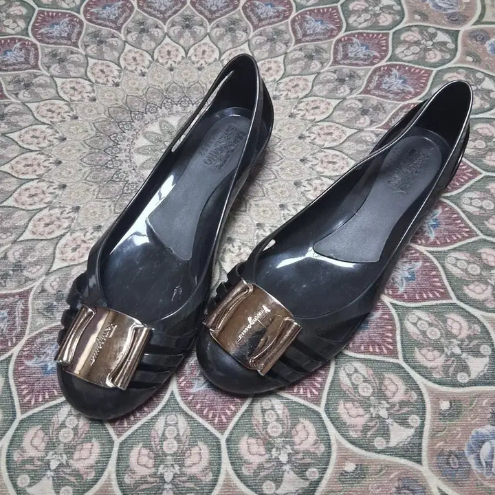 [BUNJANG] Salvatore Ferragamo Jelly Ballet Flats Black Women / 페라가모 젤리 슈즈 블랙 여성 발레리나
