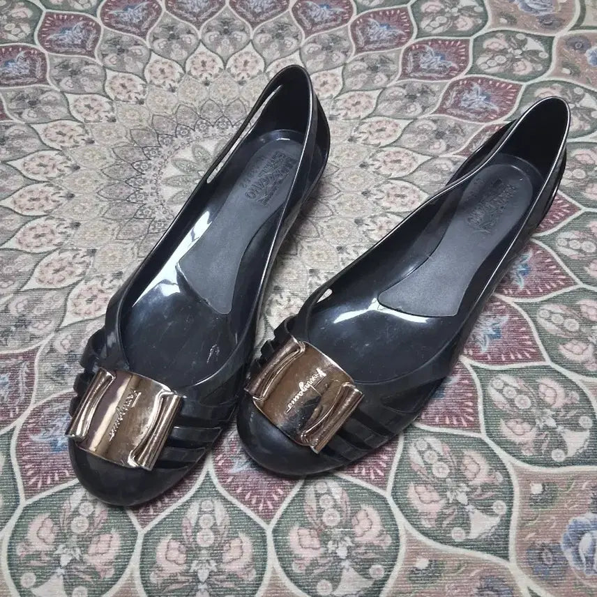 [BUNJANG] Salvatore Ferragamo Jelly Ballet Flats Black Women / 페라가모 젤리 슈즈 블랙 여성 발레리나