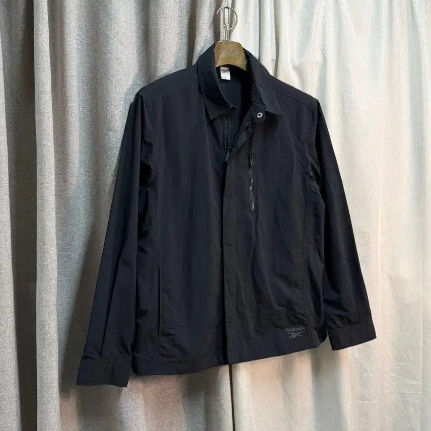 [SOLD OUT] [XL] 리복 Reebok 블랙 경량 바람막이 집업 자켓