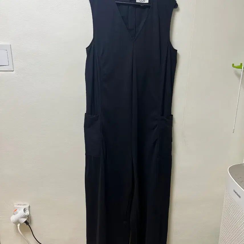 [BUNJANG] COS Black Jumpsuit / 코스 여성 점프수트 55-66
