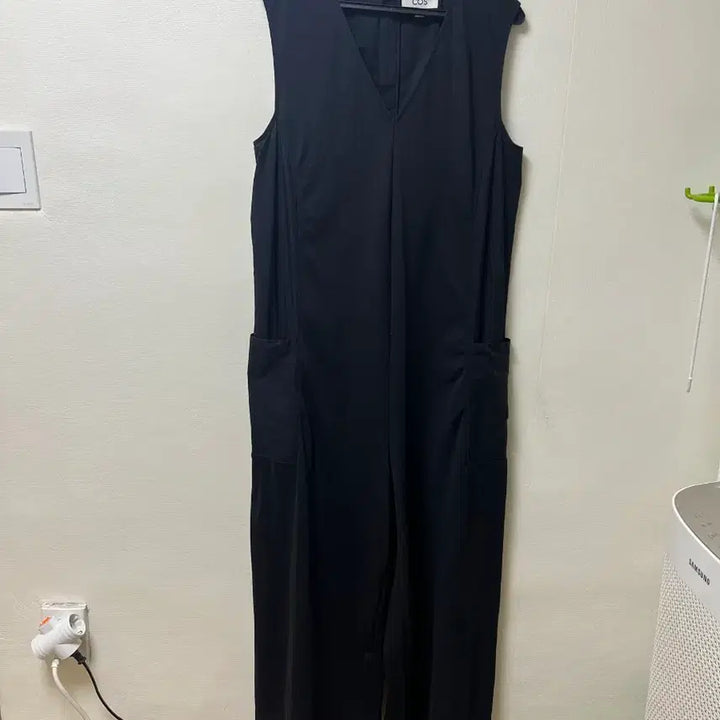 [BUNJANG] COS Black Jumpsuit / 코스 여성 점프수트 55-66