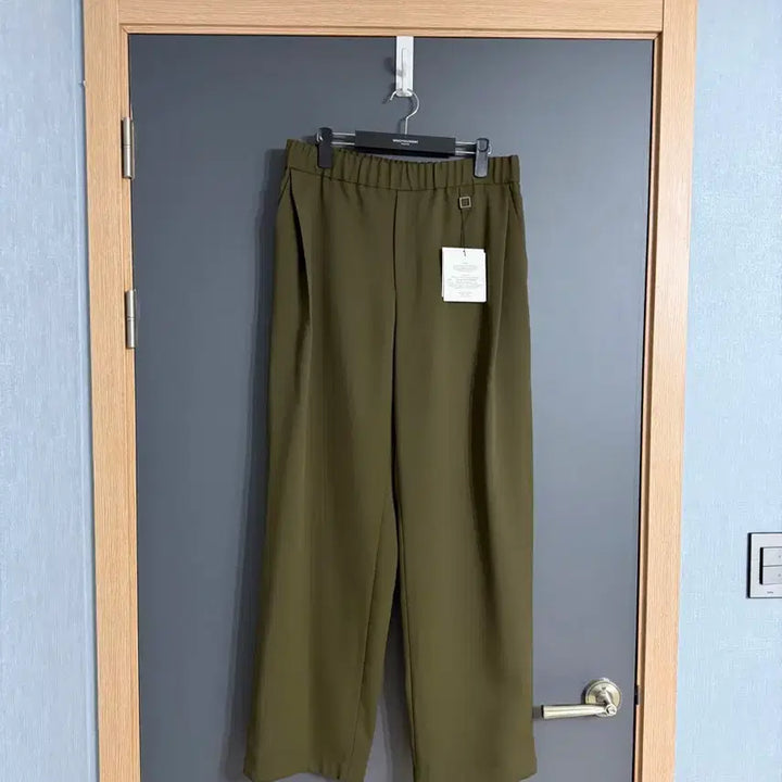 [BUNJANG] Wooyoungmi 26SS Khaki Banding Pants / 우영미 / 26ss 카키 밴딩 팬츠 / 86
