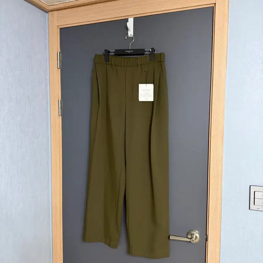 [BUNJANG] Wooyoungmi 26SS Khaki Banding Pants / 우영미 / 26ss 카키 밴딩 팬츠 / 86