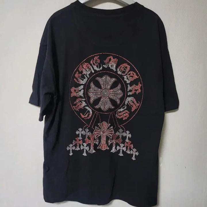 [BUNJANG] Cubic Embellished Short Sleeve T-Shirt / 큐빅장식 반팔티