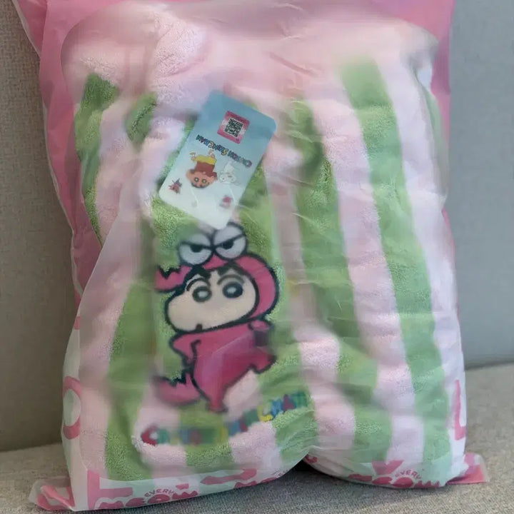 [BUNJANG] Crayon Shin-chan Striped Shower Robe / 짱구 스트라이프 샤워가운 로브 새상품