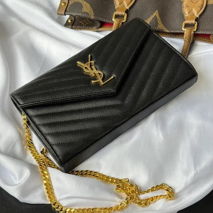 [BUNJANG] Yves Saint Laurent Caviar Textured Chain Wallet / YS| 캐비어 텍스처 지갑