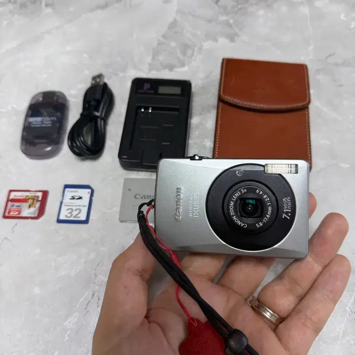[BUNJANG] Canon IXUS 75 Digital Camera / 캐논 익서스 75 (캐논 IXUS 75) 레트로디카 / 아일릿원희 디카