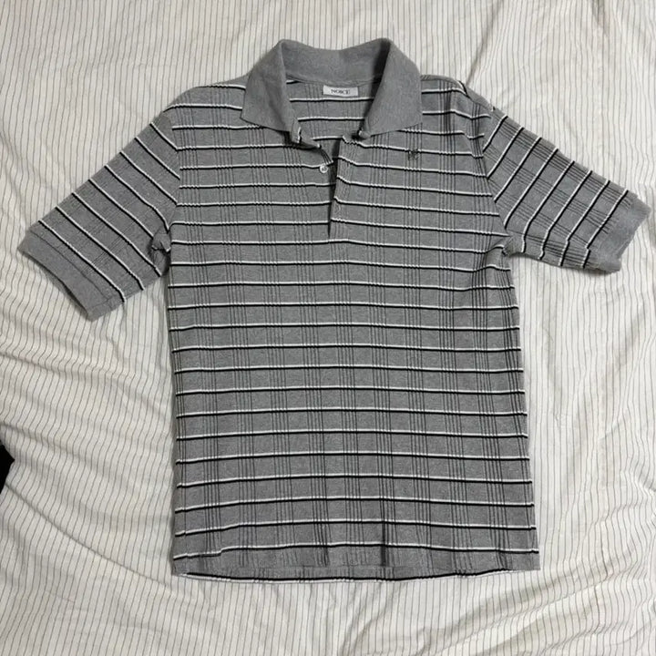 [BUNJANG] Noise Logo Stripe Polo T-Shirt Grey M / 노이스 로고 스트라이프 폴로 티셔츠 그레이 M