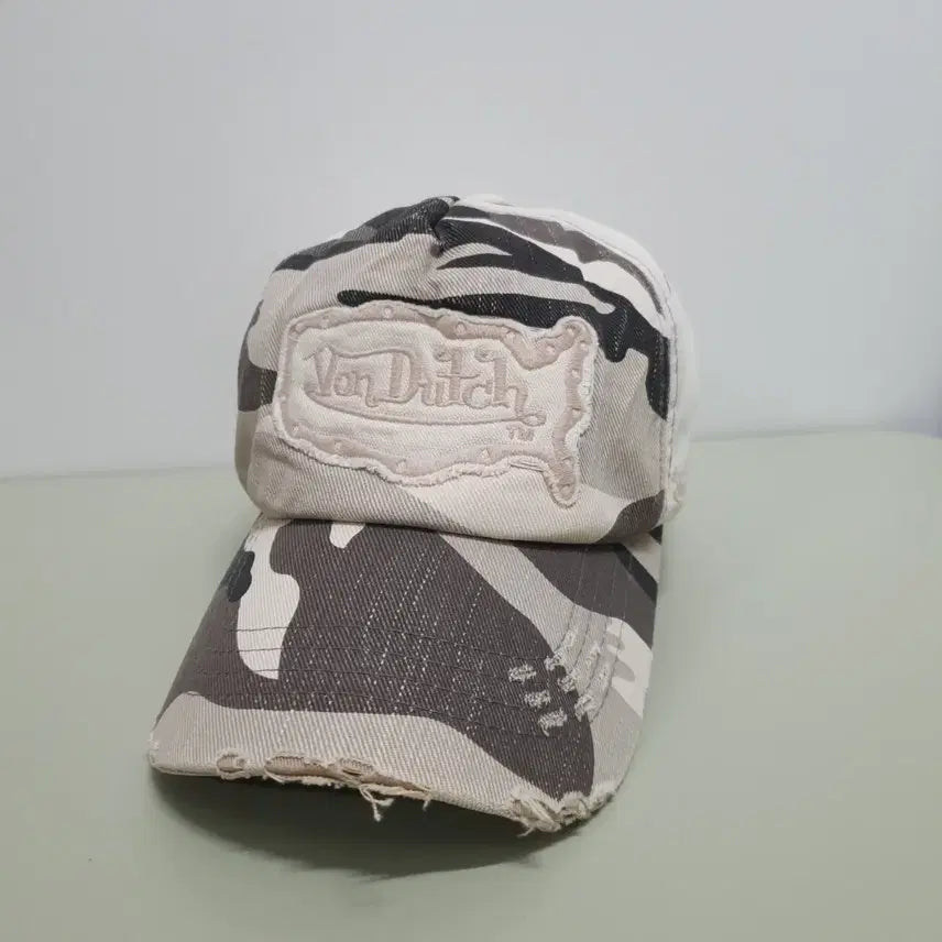 [BUNJANG] Von Dutch 00s Vintage Y2K Camo Trucker Damage Ball Cap / Von dutch 본더치 00s 빈티지 Y2K 카모 트러커 데미지 볼캡