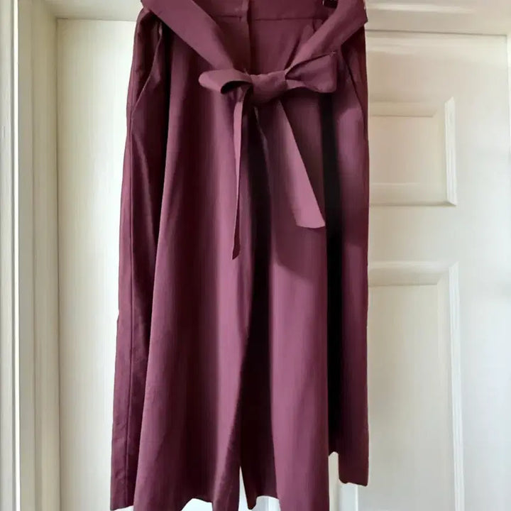 [BUNJANG] Wide Leg 7/10 Length Slacks (Burgundy, Size 66) / Visit in newyork 통바지-미사용
