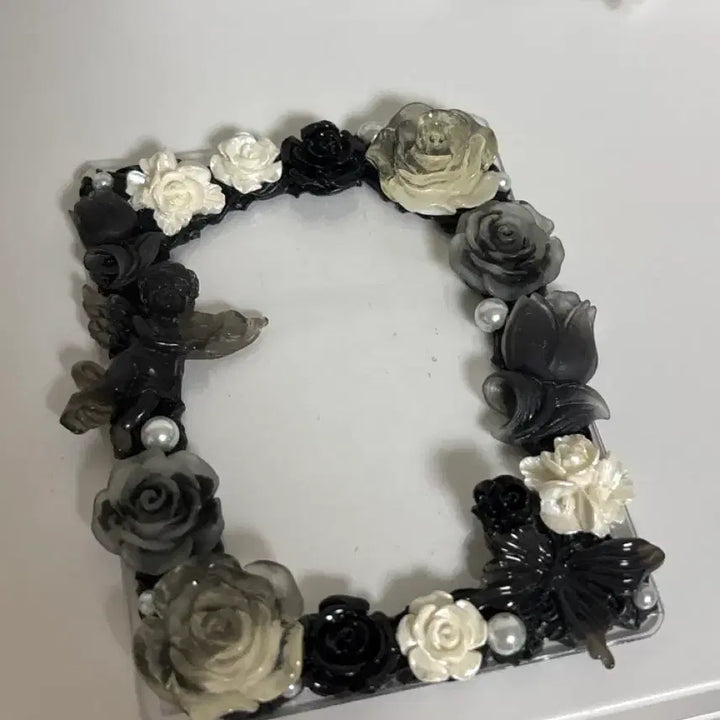 [BUNJANG] Custom Black Rose Resin Photocard Holder Toploader / 자체제작 흑장미 꽃 블랙 프레임 포카홀더 포토카드 탑로더 레진 탑꾸 데코
