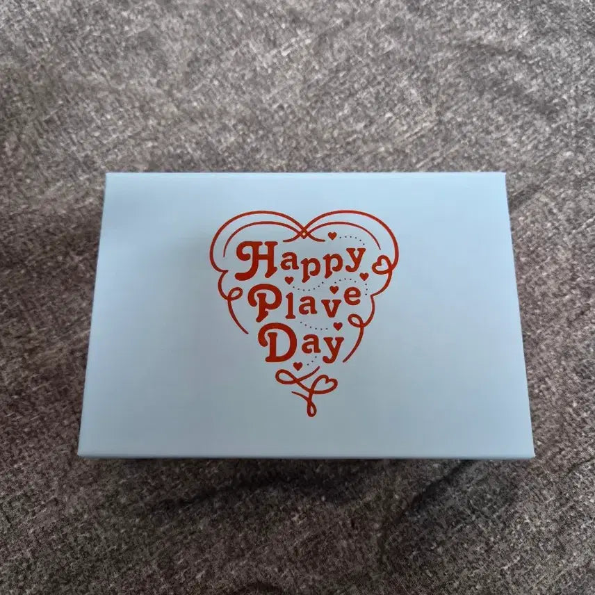 [BUNJANG] PLAVE 2nd Anniversary Popup Logo Badge Set / 플레이브 2주년 팝업 md 로고 뱃지 세트