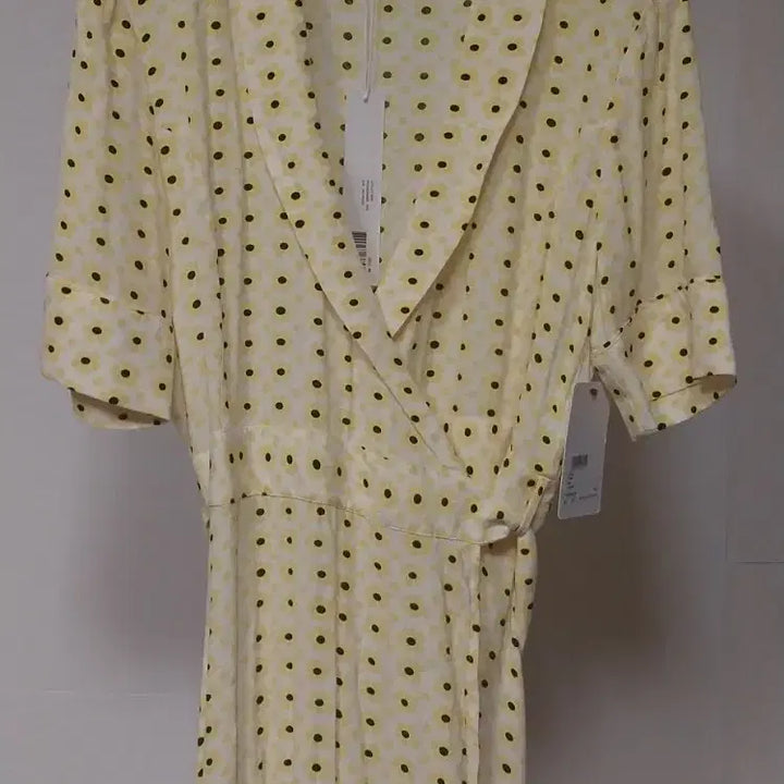 [BUNJANG] GANNI Floral Wrap Dress Yellow Size 40 / GANNI 플로럴 랩원피스 40 새상품 옐로우
