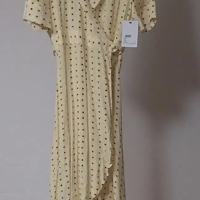 [BUNJANG] GANNI Floral Wrap Dress Yellow Size 40 / GANNI 플로럴 랩원피스 40 새상품 옐로우