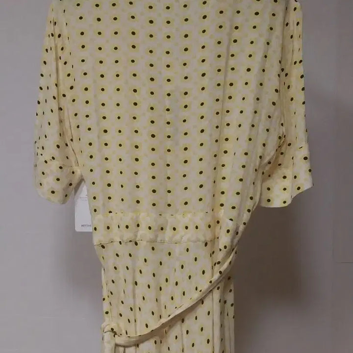 [BUNJANG] GANNI Floral Wrap Dress Yellow Size 40 / GANNI 플로럴 랩원피스 40 새상품 옐로우