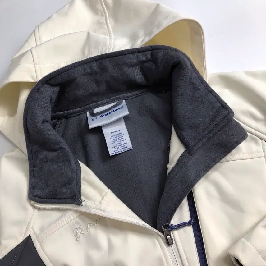 [BUNJANG] Boing Windbreaker Jacket / 보잉 후드 바람막이 자켓