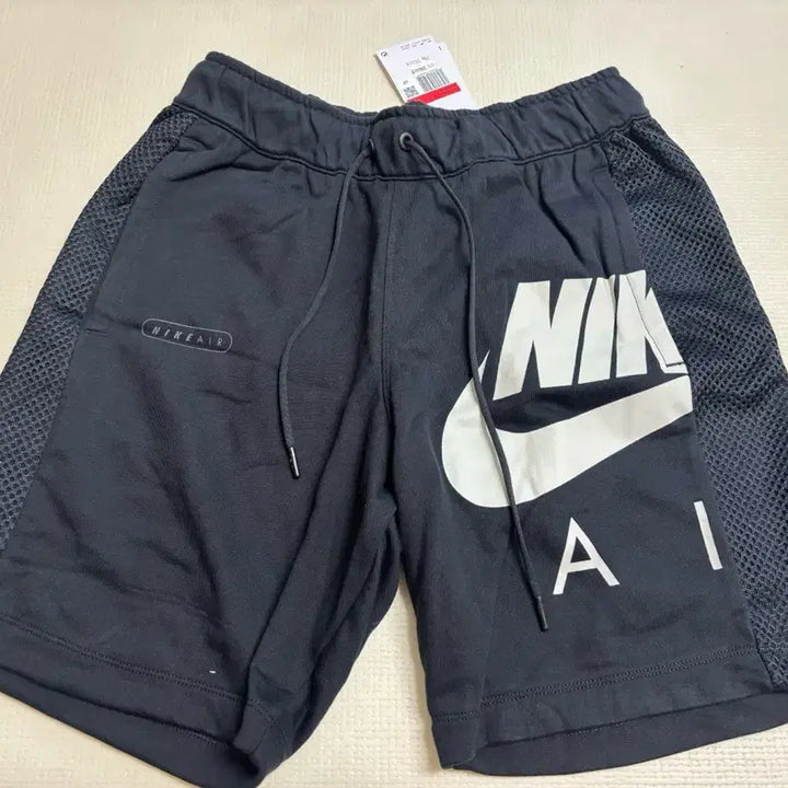 [BUNJANG] Nike Air Swoosh Training Shorts L Black White / 나이키 에어 스우시 트레이닝 반바지 L 새상품