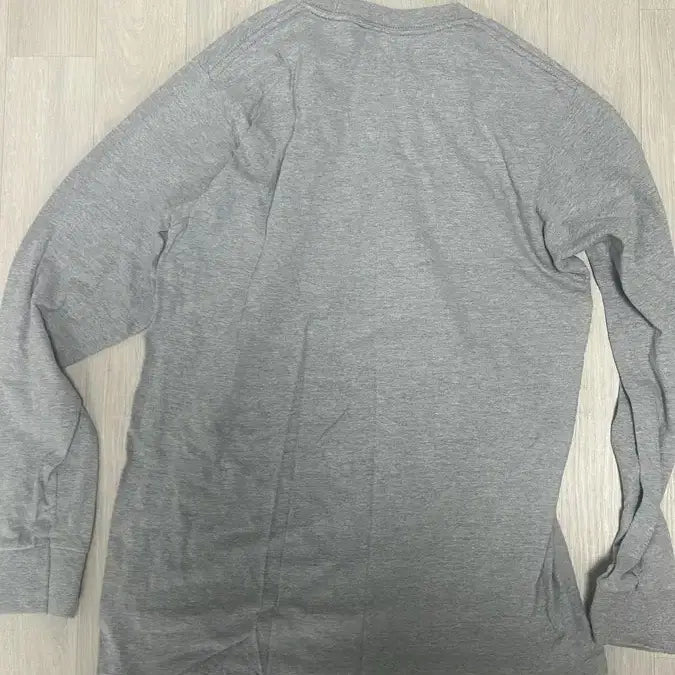 [BUNJANG] Stussy Grey Long Sleeve T-Shirt / 스투시 긴팔티 그레이 롱슬리브