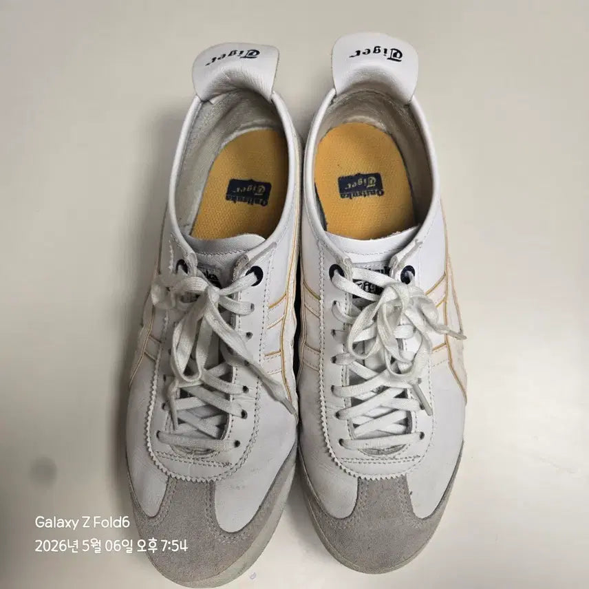 [BUNJANG] Onitsuka Tiger Mexico 66 White/Gold Sneakers / 오니츠카타이거 멕시코66 흰/금 운동화