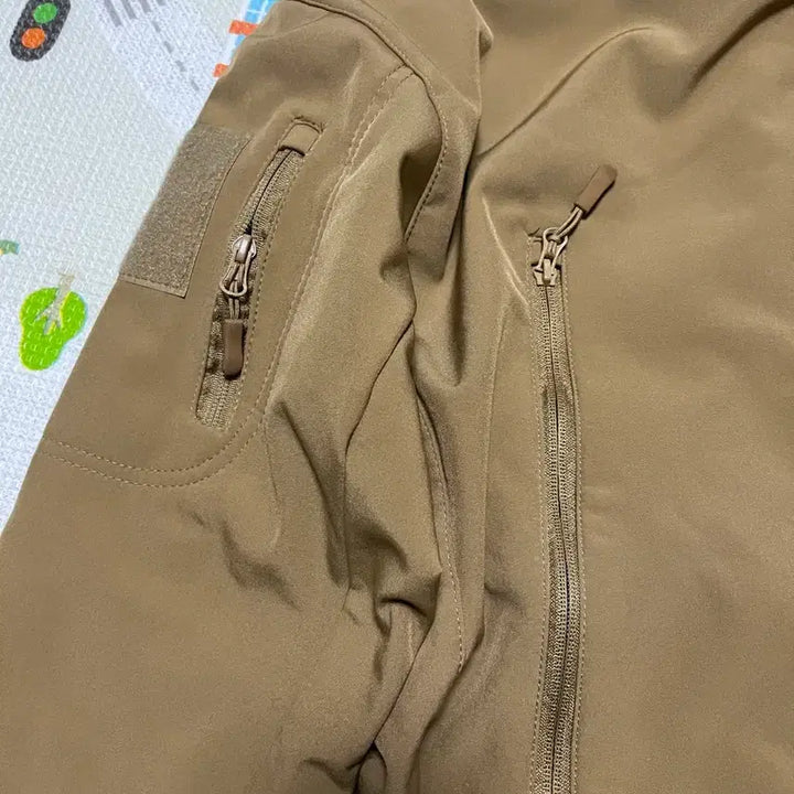 [BUNJANG] Outdoor Tactical Dress Hooded Jacket - Khaki / 아웃도어 택티컬 드레스 후드 자켓 카키 2종