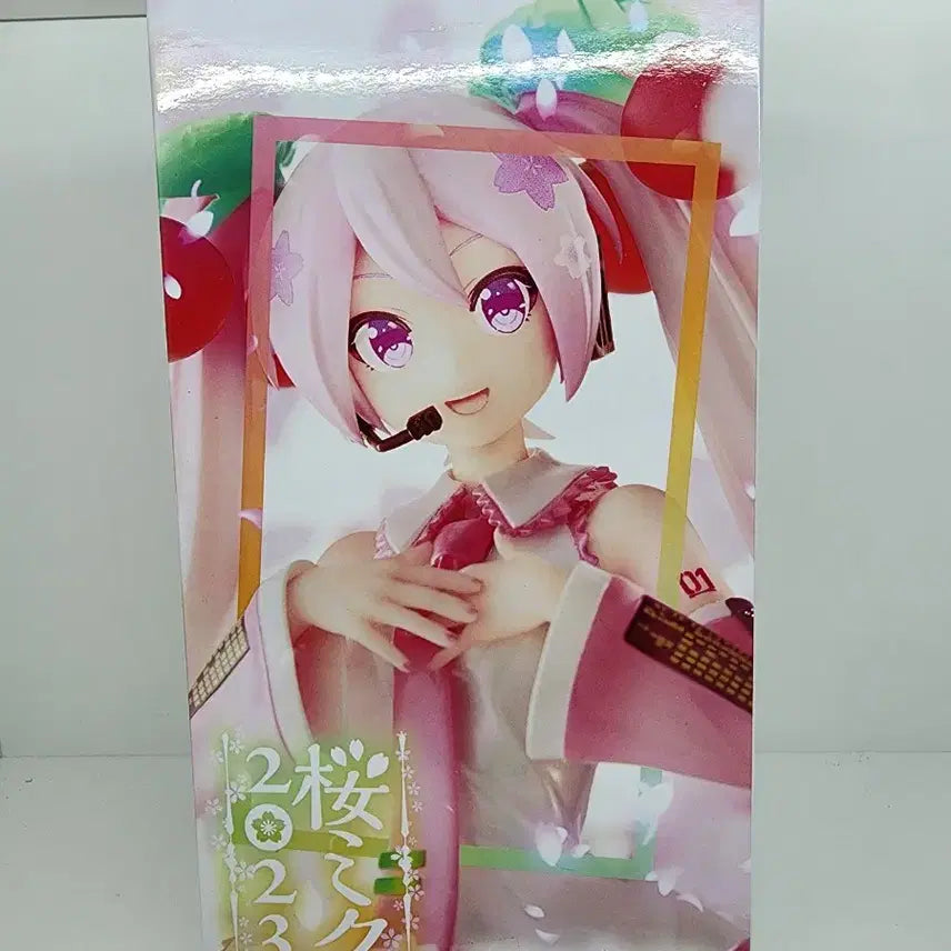 [BUNJANG] Sega Luminasta 2023 Sakura Miku Figure (Unsealed) / 단순 개봉) 세가 루미나스타 2023 사쿠라 미쿠 피규어