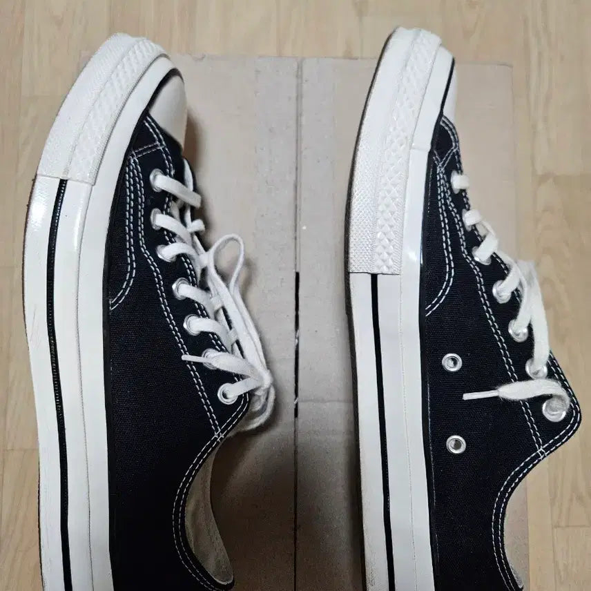 [BUNJANG] Converse Chuck 70 Classic Low Top Black Sneakers (US 10.5) / 컨버스 척70 클래식 블랙 285mm