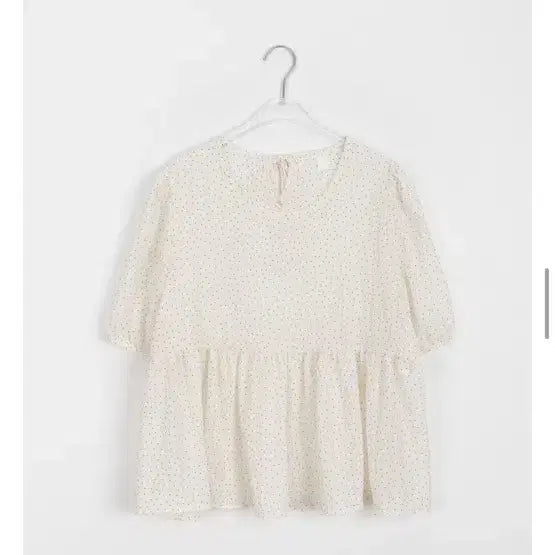 [BUNJANG] BAON Polka Dot Blouse (Plus Size) / 바온 빅사이즈 도트 블라우스