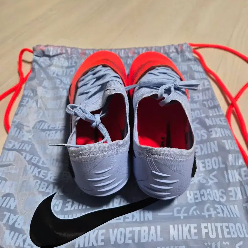 [BUNJANG] Nike Phantom 6 Low Elite AG Football Cleats 260mm / 나이키 팬텀6 로우 엘리트 AG 260mm