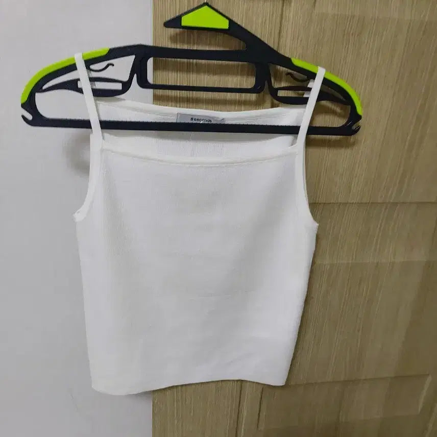 [BUNJANG] Eight Seconds White Camisole S (85) / 새상품 에잇세컨즈 끈나시 S(85)