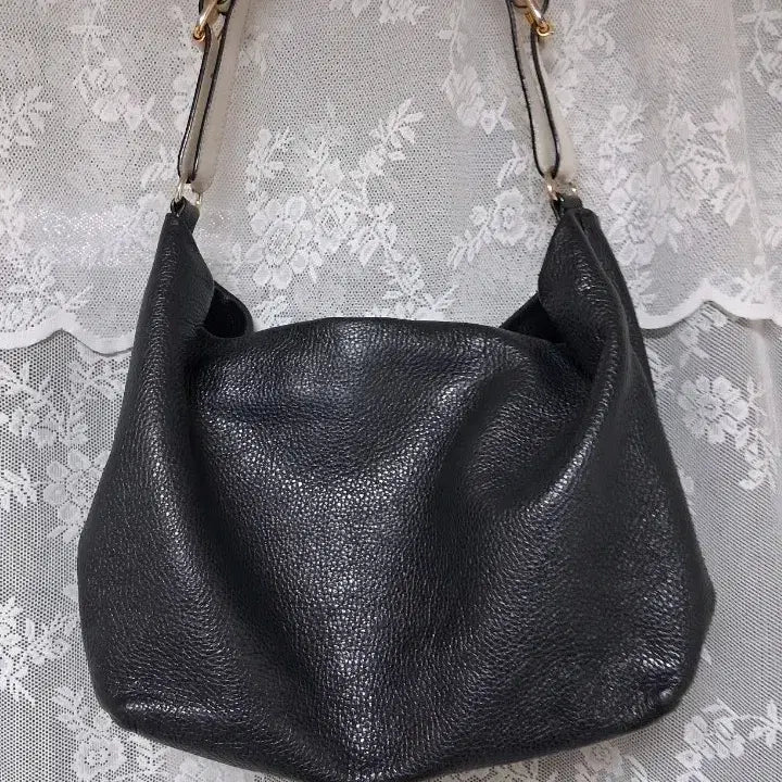 [BUNJANG] Marni Calfskin Shoulder Bag / 마르니 카프스킨 숄더백