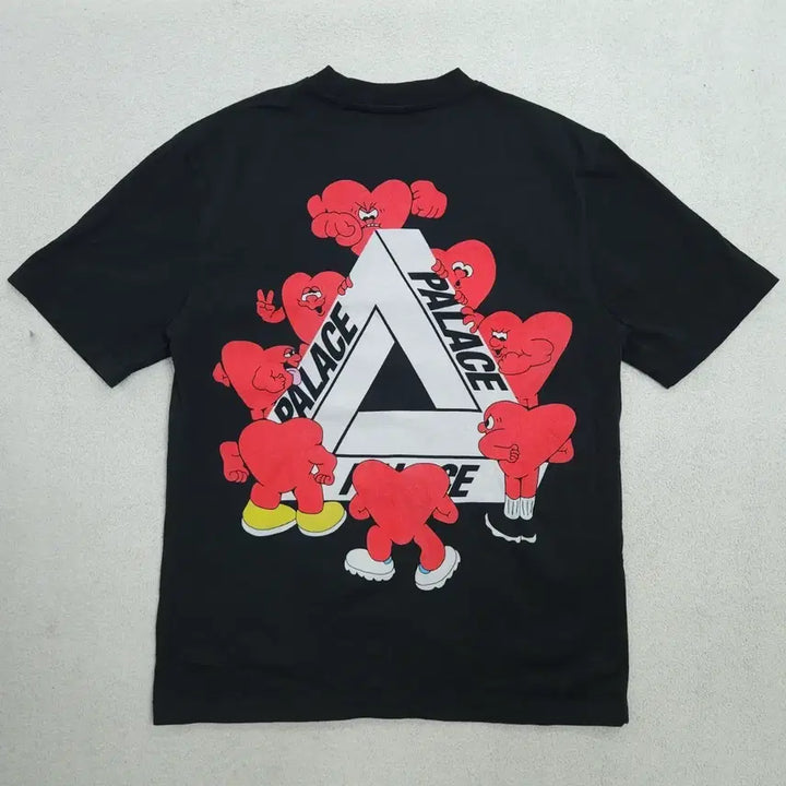 [BUNJANG] Palace Tri-Fergy Short Sleeve T-Shirt / 팔라스 트라이하트 반팔티 M