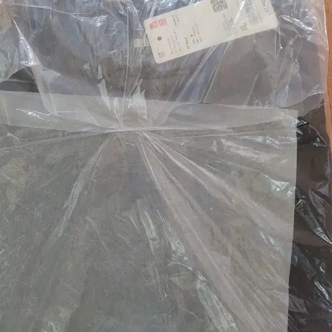 [BUNJANG] Uniqlo Washable Cotton Blend Crewneck Sweater 26SS / [새상품]유니클로 워셔블 코튼 블렌드 크루넥 스웨터 26SS