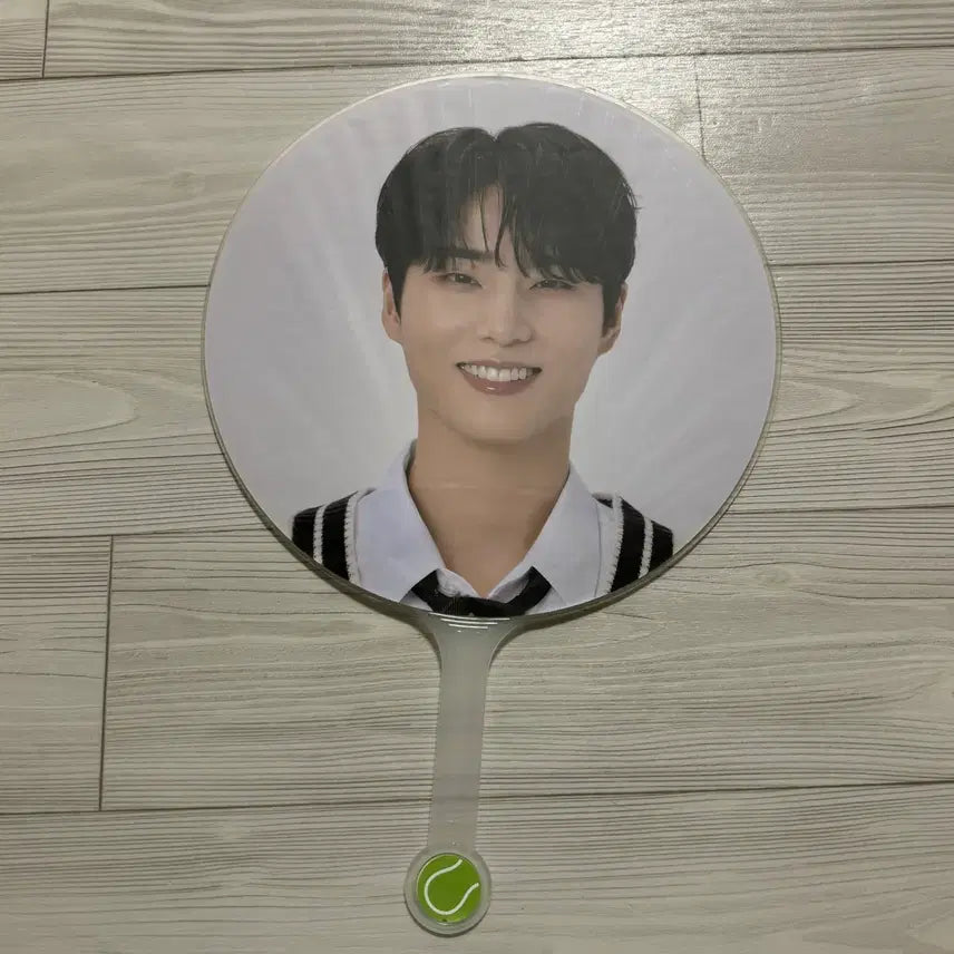 [BUNJANG] DAY6 Welcome To The Show Concert MD Young K Uchiwa / 데이식스 웰컴투더쇼 콘서트 엠디 영케이 우치와