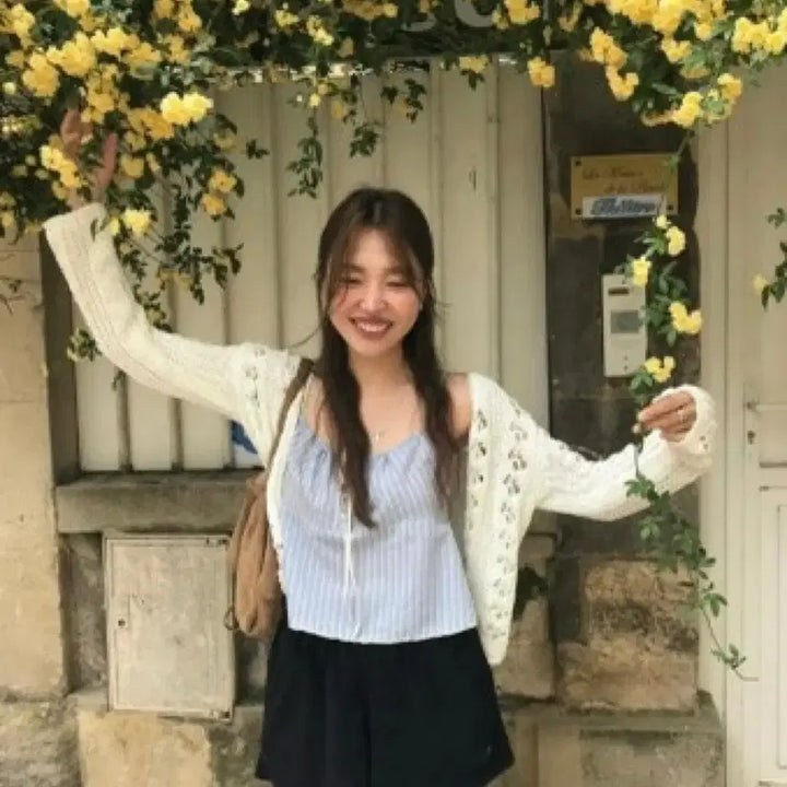 [BUNJANG] Thanat Ribbon Sheer Sleeveless Top / 타낫 리본 시어 슬리브리스 탑