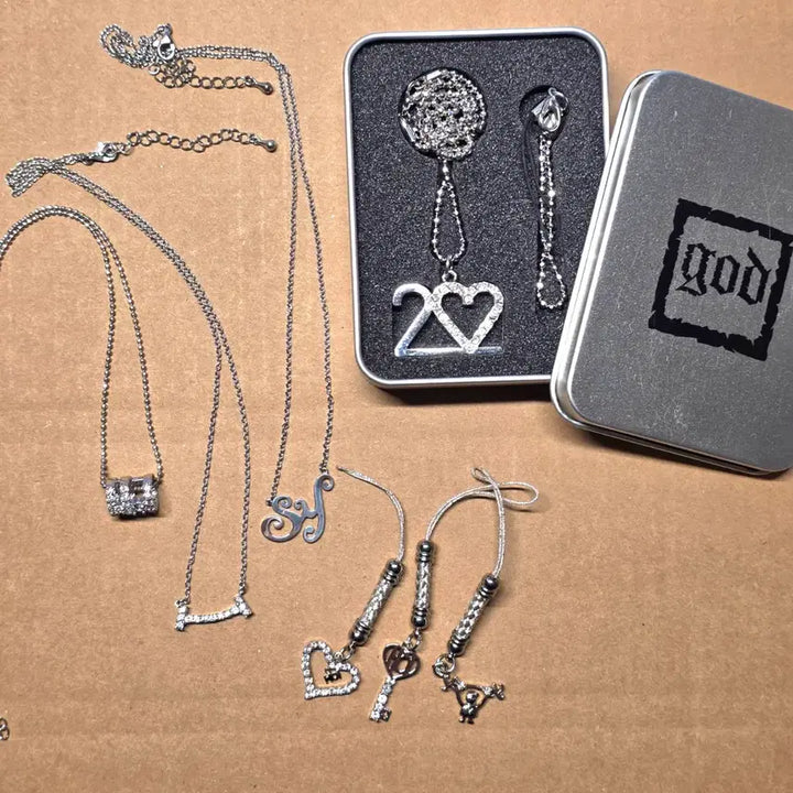 [BUNJANG] g.o.d Son Ho Young ASHA Jewelry Necklace &amp; Phone Strap Bundle Set / god 지오디 손호영 제작 주얼리(아샤) 목걸이, 핸드폰줄 일괄