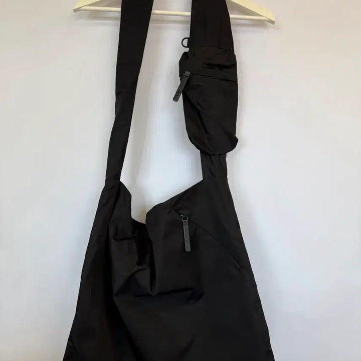 [BUNJANG] Yohji Yamamoto Leather Crossbody Bag / 요지야마모토 크로스백